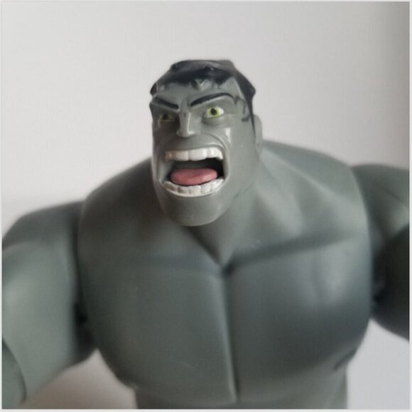 The Hulk Action Figure Disney Store Hulk Marvel Avengers Grey 6” - Picture 3 of 9